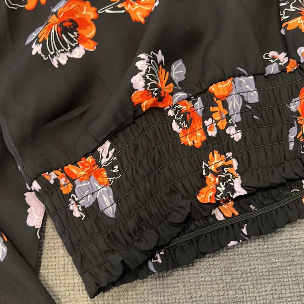 Socialite size medium - Picture 3 of 3